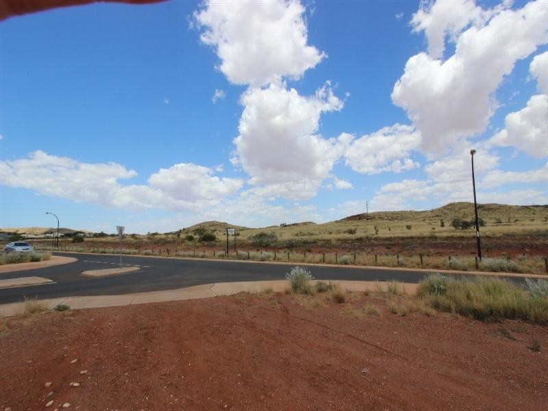 Lot 720 Mujira Ramble, Baynton WA 6714