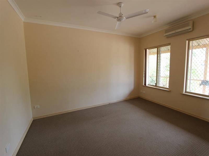 8F Wedge Place, Millars Well WA 6714