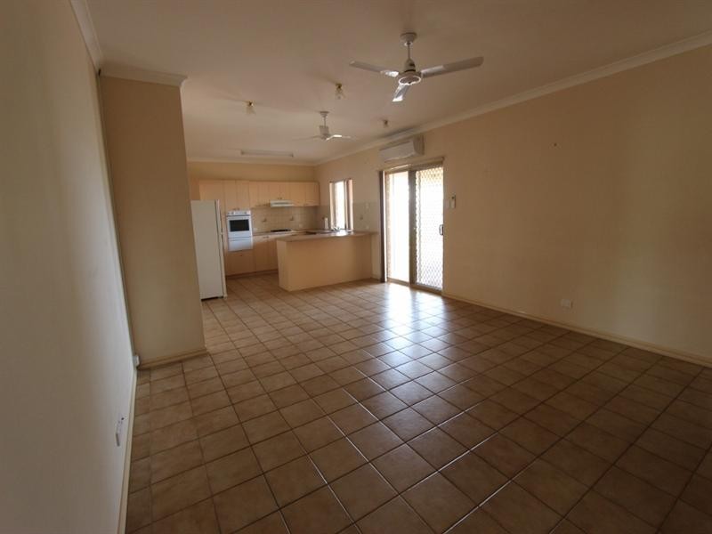 8F Wedge Place, Millars Well WA 6714