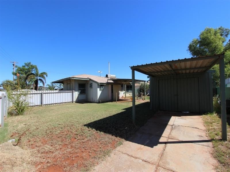1 Baynton Way, Wickham WA 6720