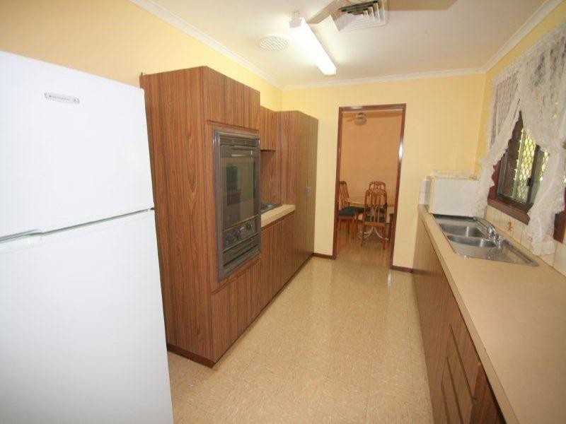 2 Lacey Place, Millars Well WA 6714