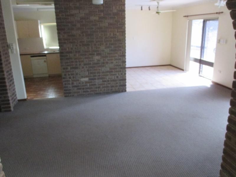 16 Peirl Way, Pegs Creek WA 6714