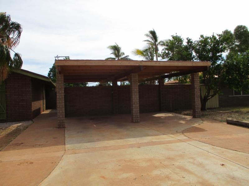 16 Peirl Way, Pegs Creek WA 6714