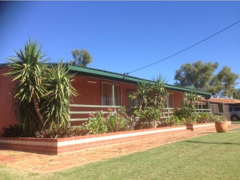 32 Richardson Way, Bulgarra WA 6714