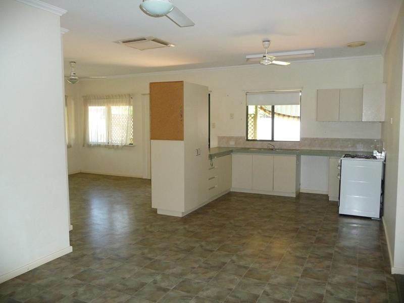 24 McCamey Loop, Baynton WA 6714