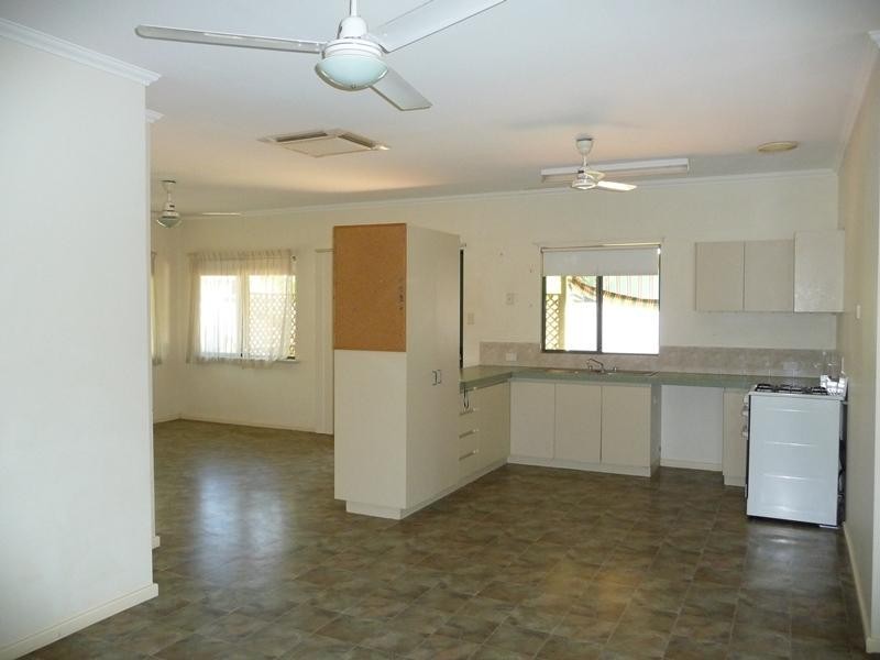 24 McCamey Loop, Baynton WA 6714