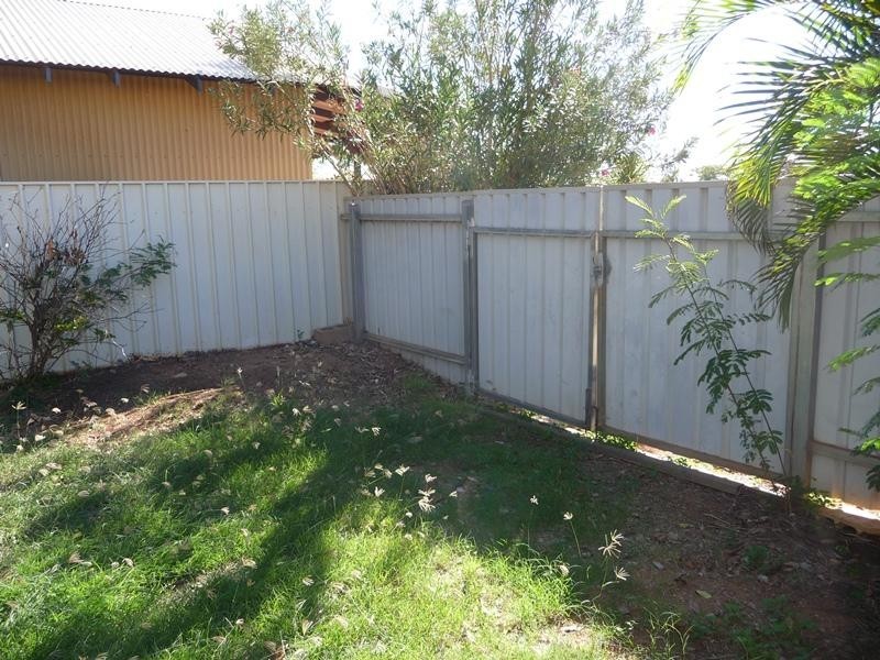 24 McCamey Loop, Baynton WA 6714