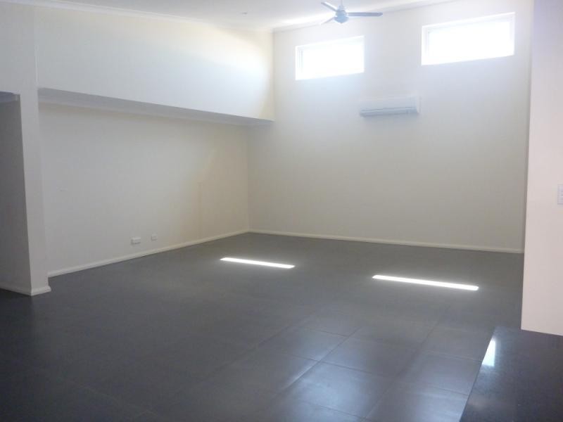 57 Tharnda Road, Baynton WA 6714