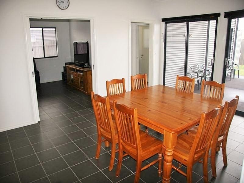 17 Perentie Road, Baynton WA 6714