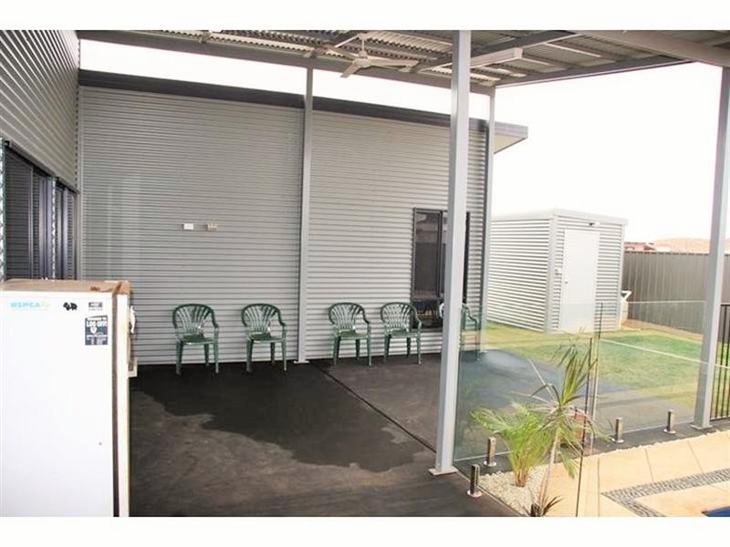 17 Perentie Road, Baynton WA 6714