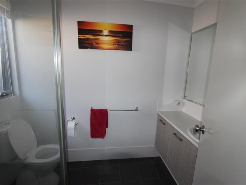 35 Bajamalu Drive, Baynton WA 6714