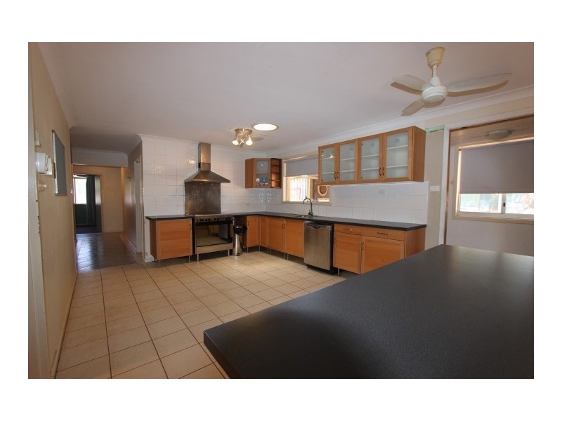 11 McCourt Way, Wickham WA 6720