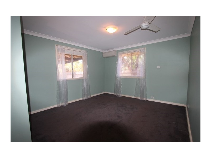 11 McCourt Way, Wickham WA 6720