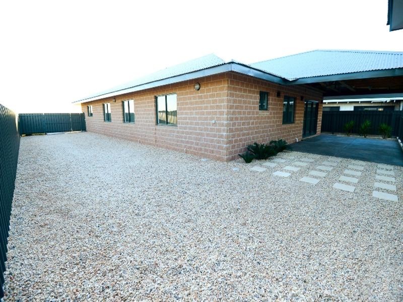 17 Mujira Ramble, Baynton WA 6714