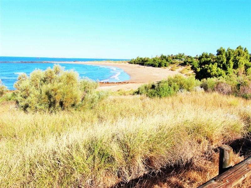 12 Bruce Way, Point Samson WA 6720