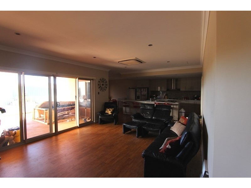 27B Moynes Court, Baynton WA 6714