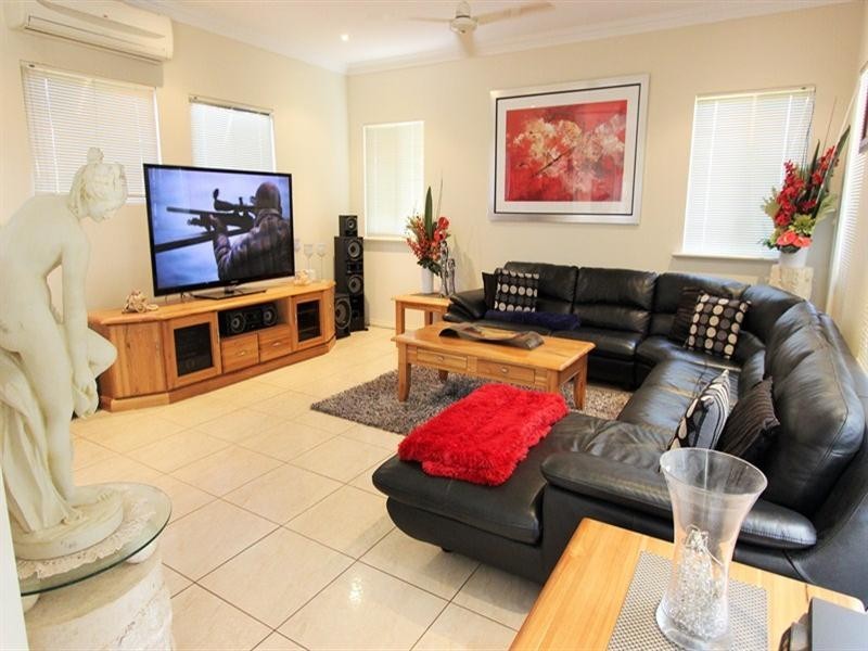 17 Delmere Way, Baynton WA 6714