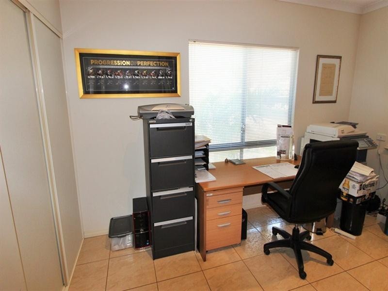 17 Delmere Way, Baynton WA 6714