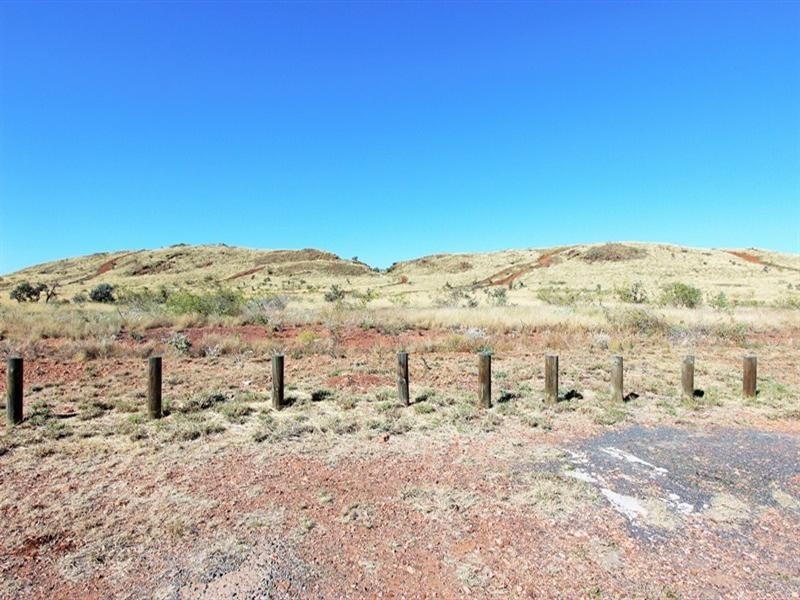 17 Delmere Way, Baynton WA 6714