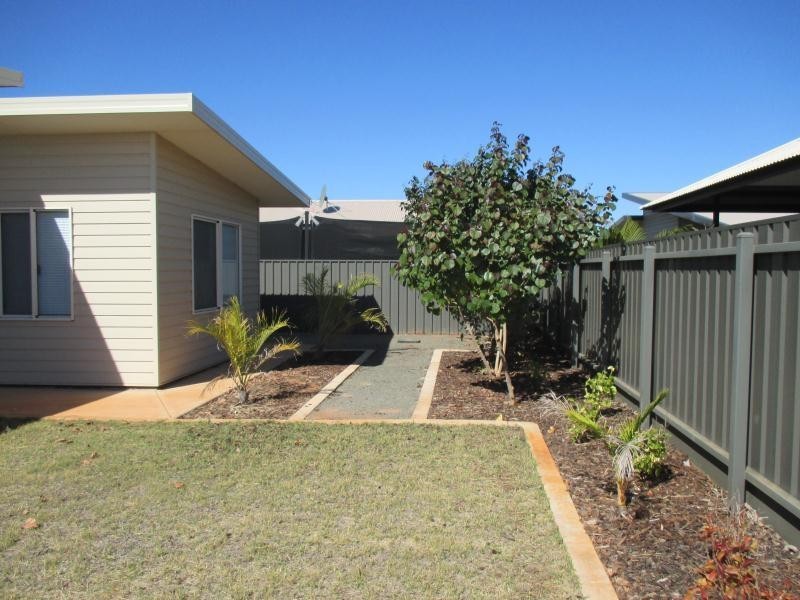 75 Bajamalu Drive, Baynton WA 6714