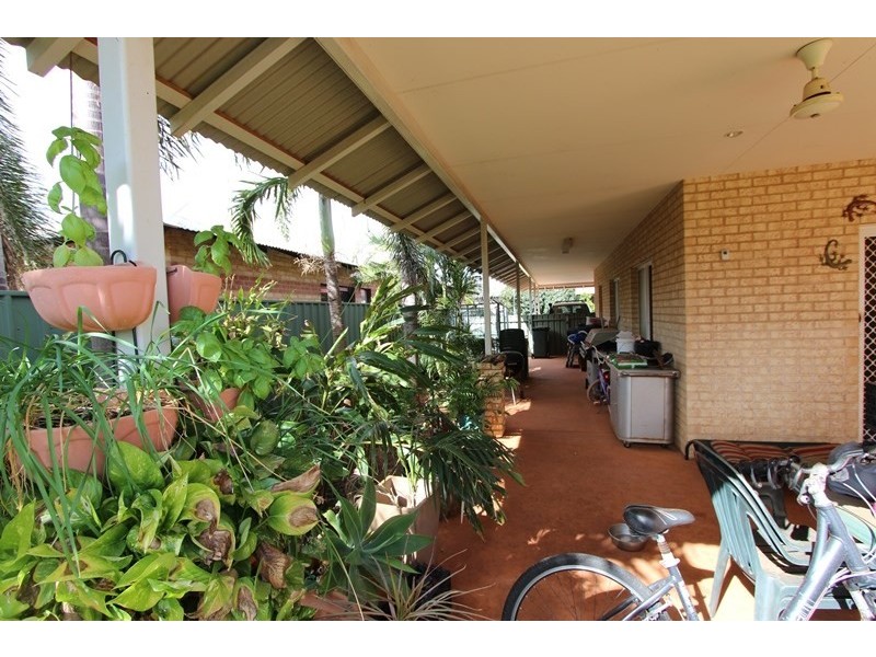 16 Schooner Street, Baynton WA 6714