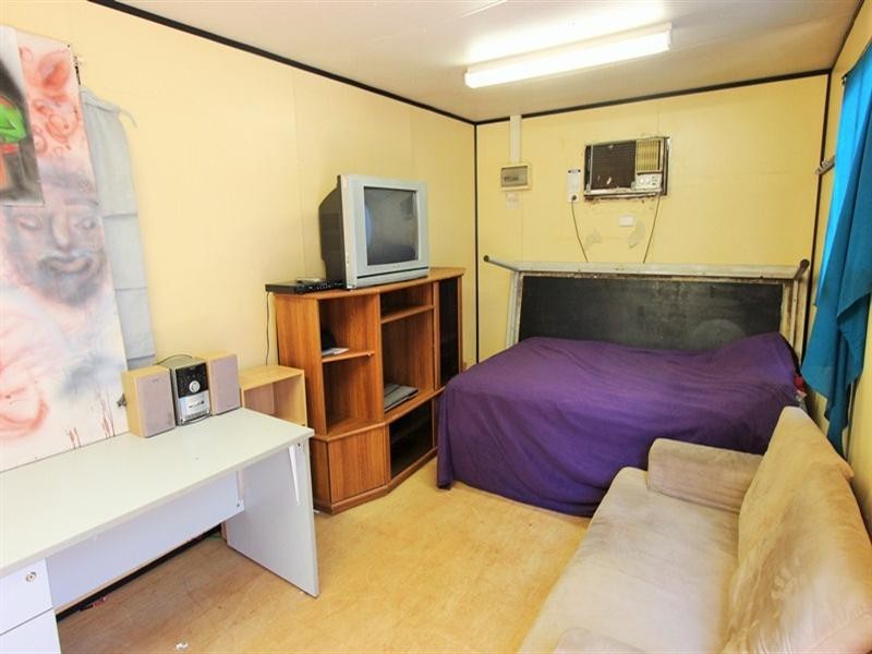 22 Hardey Crescent, Dampier WA 6713