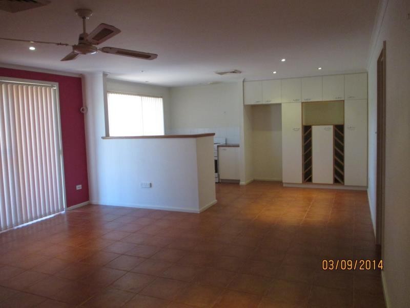 8/17 Bond Place, Pegs Creek WA 6714