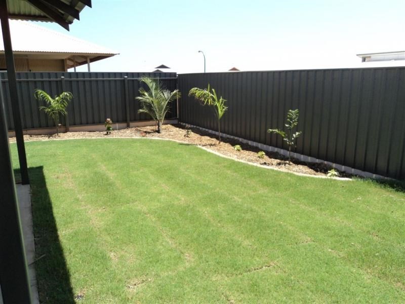 13 Yirrawarri Street, Baynton WA 6714