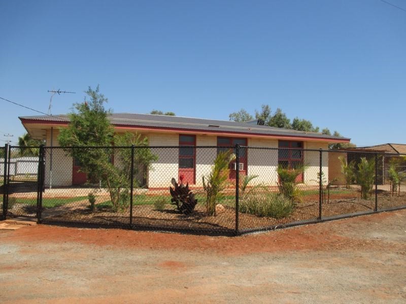 1 Pringle Way, Wickham WA 6720