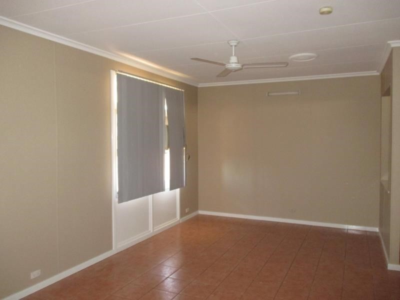 1 Pringle Way, Wickham WA 6720