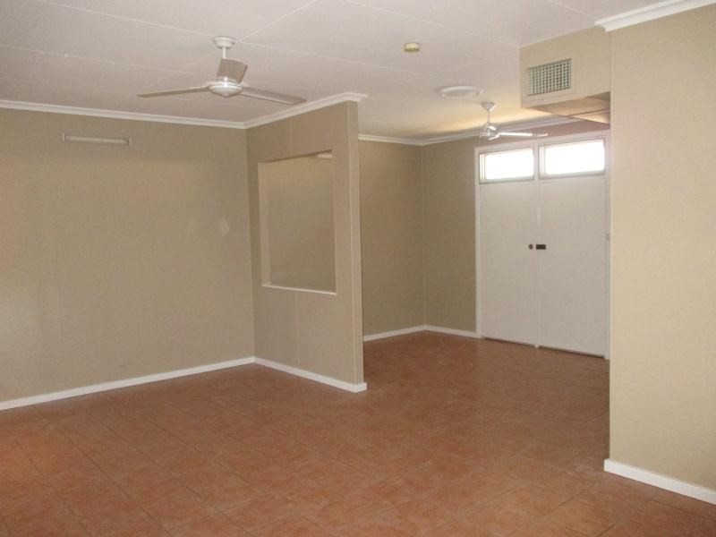 1 Pringle Way, Wickham WA 6720