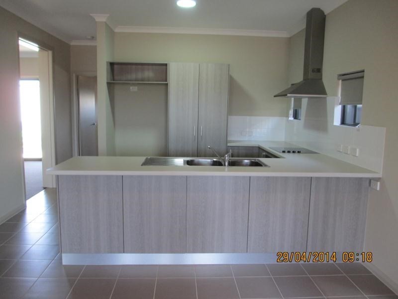 4 Mantaray Loop, Nickol WA 6714