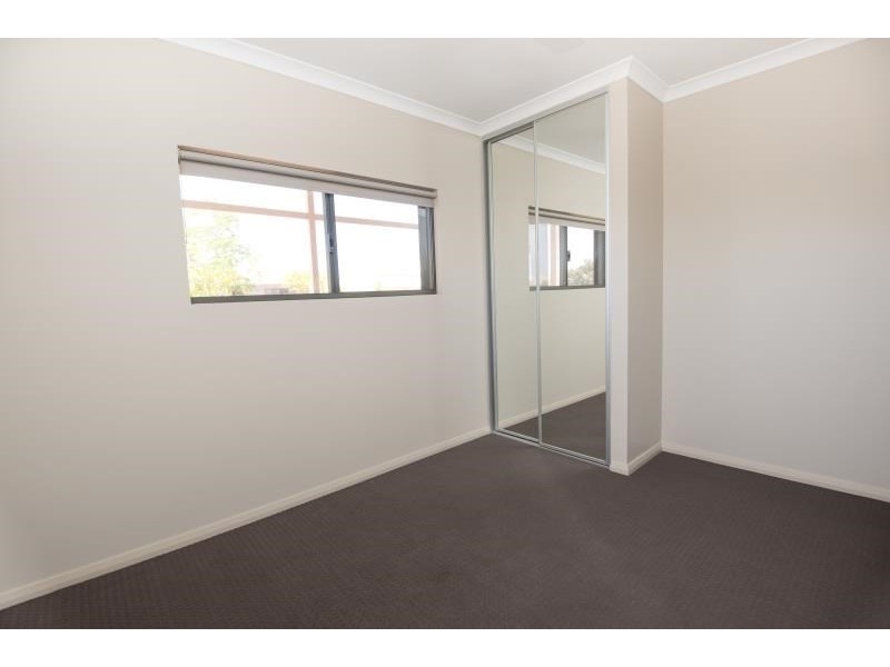 17 Bowerbird Drive, Nickol WA 6714