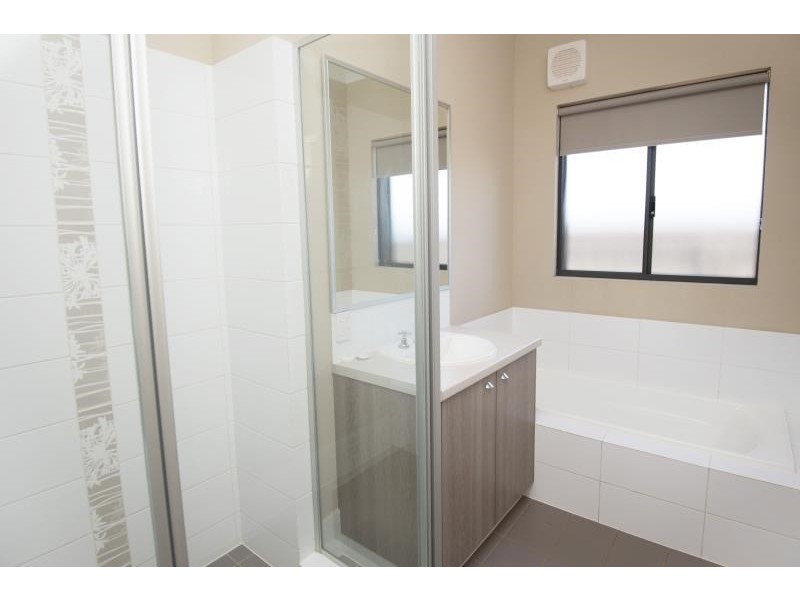 17 Bowerbird Drive, Nickol WA 6714