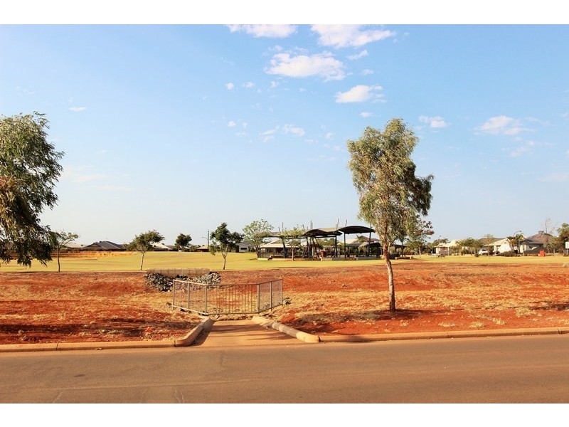 35 Wedgetail Eagle Avenue, Nickol WA 6714