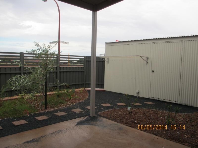 18 Mantaray Loop, Nickol WA 6714