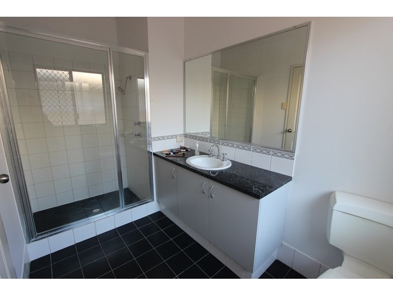 10 Delmere Way, Baynton WA 6714