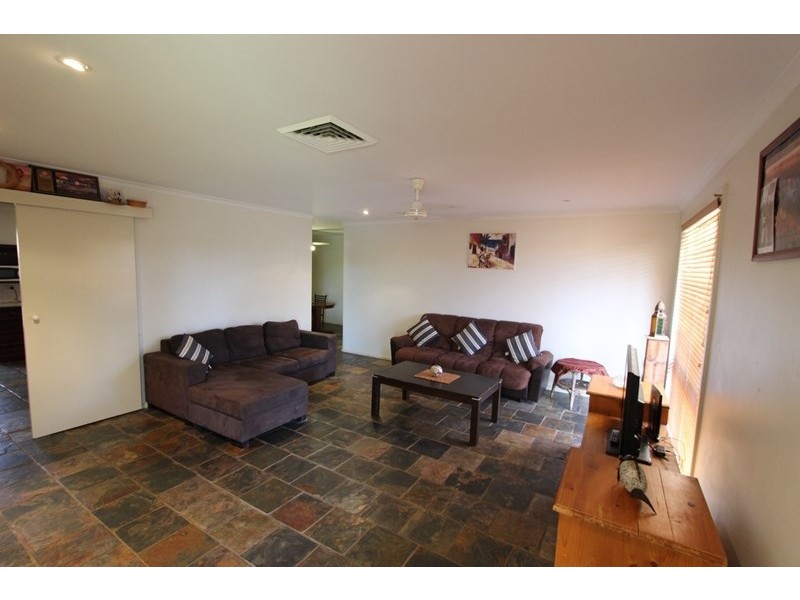 21 Peirl Way, Pegs Creek WA 6714