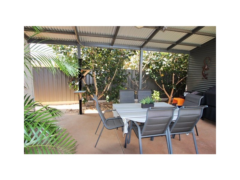 7 Bettong Bend, Baynton WA 6714