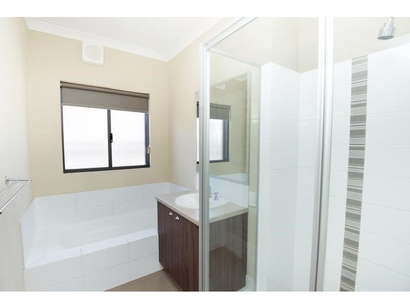 7 Bowerbird Drive, Nickol WA 6714