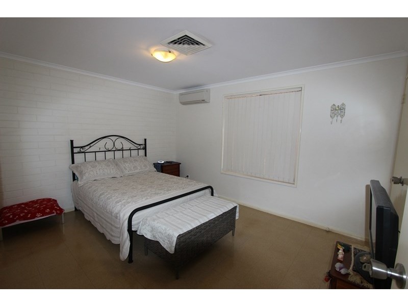 16A and 16B Baseden Way, Nickol WA 6714
