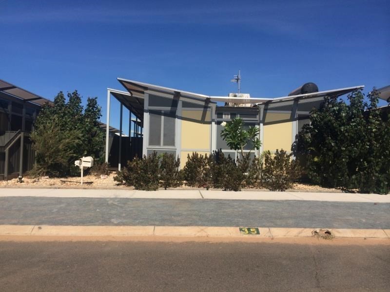 35 Tharnda Road, Baynton WA 6714