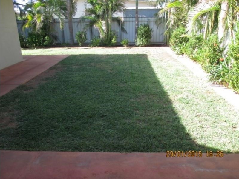 18 Ridge Elbow, Nickol WA 6714