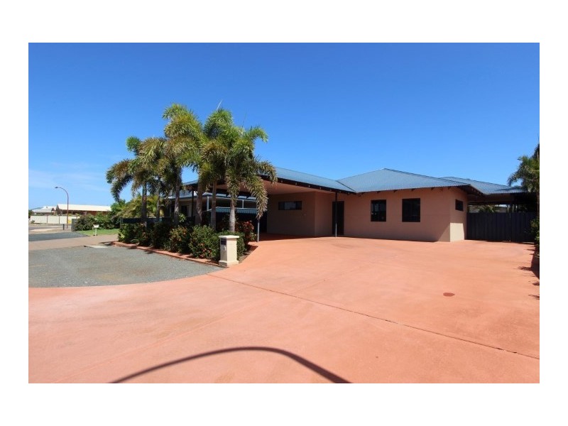 18 Ridge Elbow, Nickol WA 6714