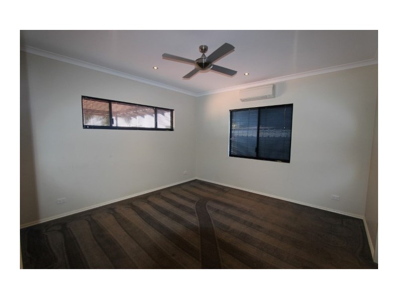 18 Ridge Elbow, Nickol WA 6714