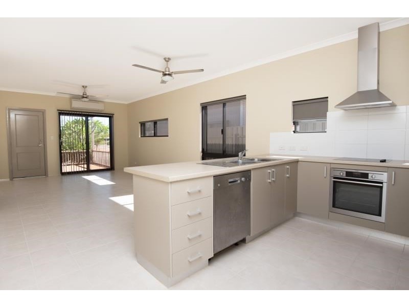 10 Mantaray Loop, Nickol WA 6714