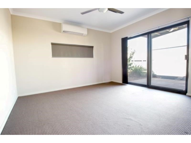 8 Manta Ray Loop, Nickol WA 6714