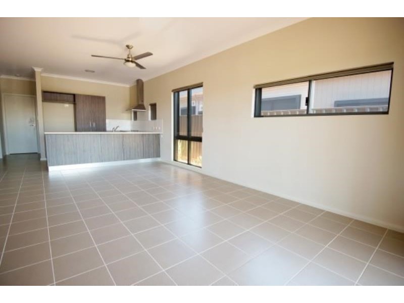 8 Manta Ray Loop, Nickol WA 6714