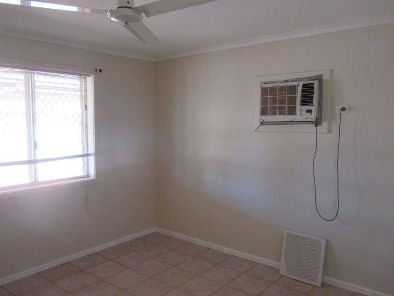 8 McCourt Way, Wickham WA 6720