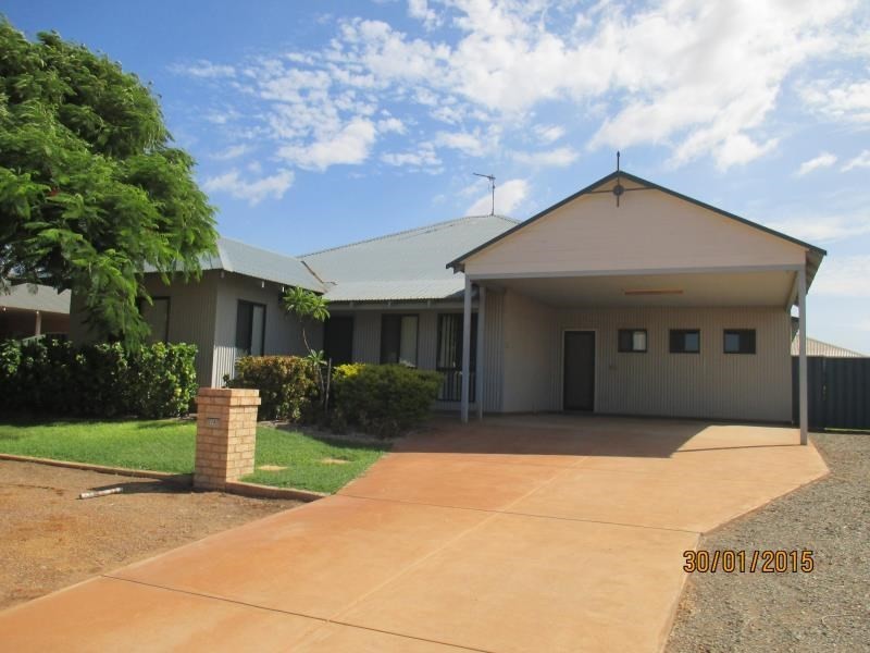 74 Radley Drive, Baynton WA 6714